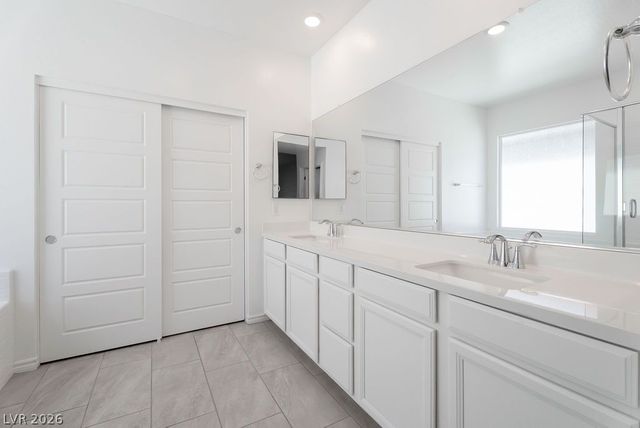6822 Greensmen Avenue, Las Vegas, NV 89156