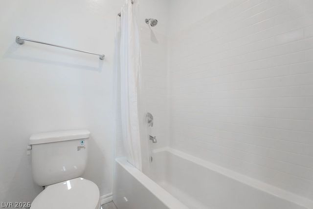 6822 Greensmen Avenue, Las Vegas, NV 89156