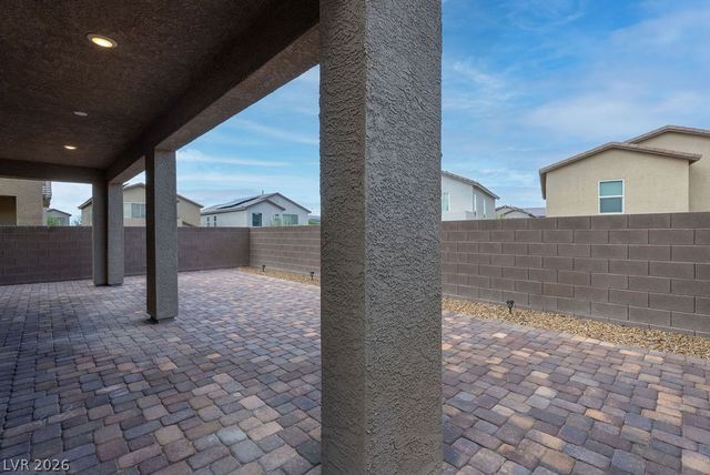 6822 Greensmen Avenue, Las Vegas, NV 89156