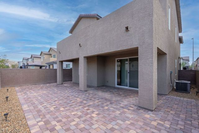 6822 Greensmen Avenue, Las Vegas, NV 89156