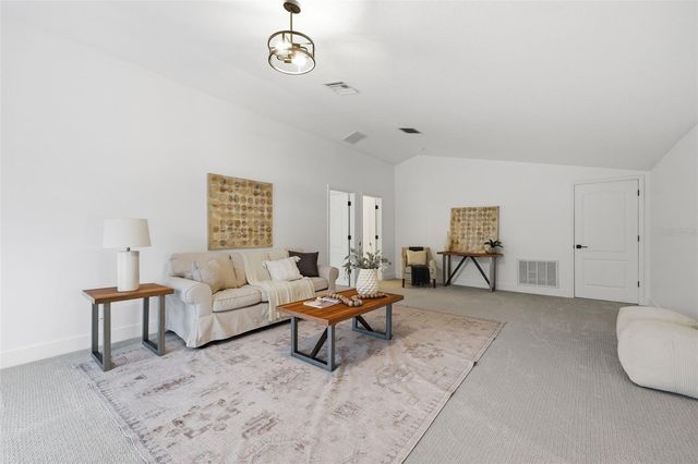 10534 BERMUDA ISLE DRIVE, Tampa, FL 33647