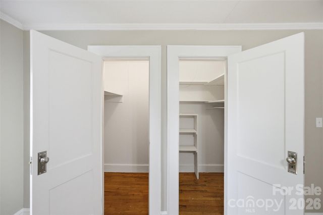 10814 Moores Chapel Road, Charlotte, NC 28214