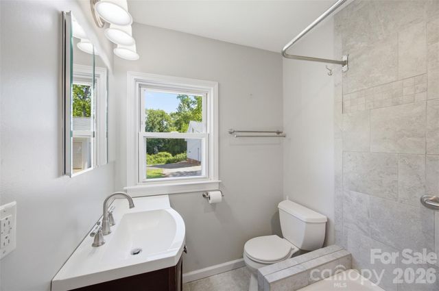 10814 Moores Chapel Road, Charlotte, NC 28214
