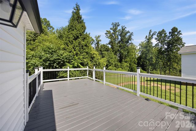10814 Moores Chapel Road, Charlotte, NC 28214