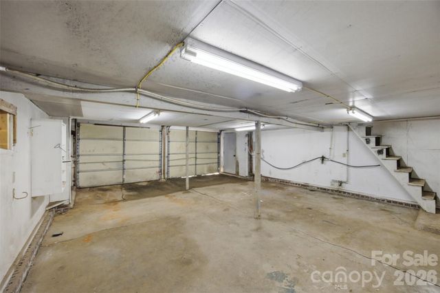 10814 Moores Chapel Road, Charlotte, NC 28214