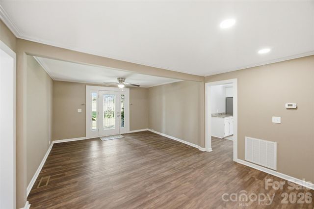 10814 Moores Chapel Road, Charlotte, NC 28214