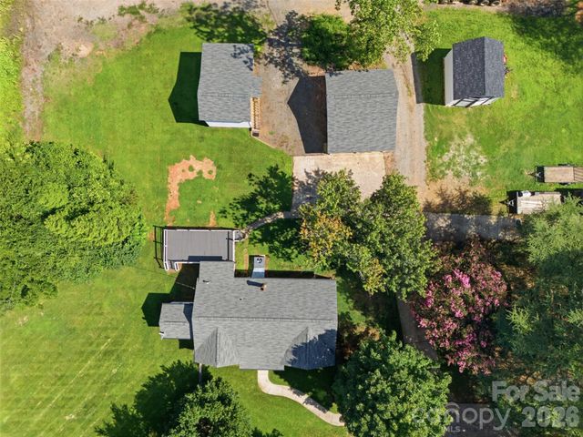 10814 Moores Chapel Road, Charlotte, NC 28214