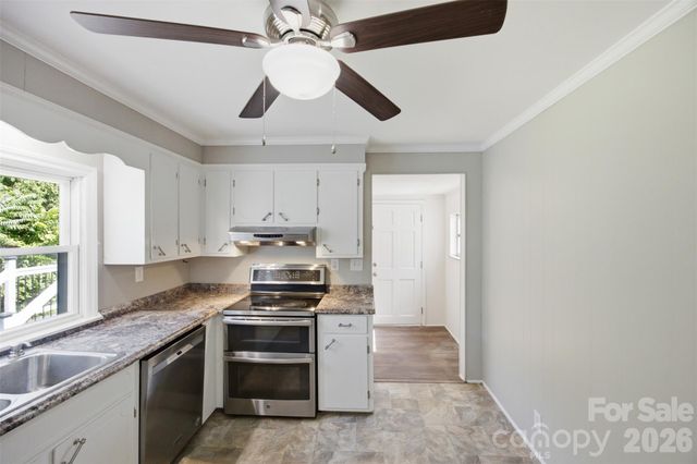 10814 Moores Chapel Road, Charlotte, NC 28214