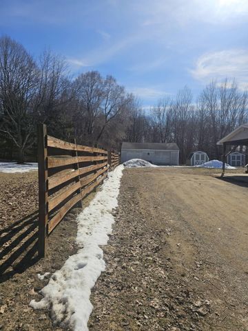 3060 Snyder Road, Sodus Twp, MI 49022