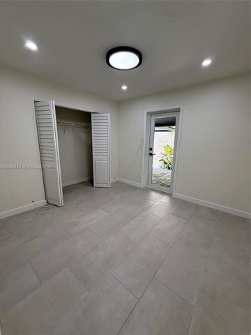 531 SW 89th Ct 1, Miami, FL 33174