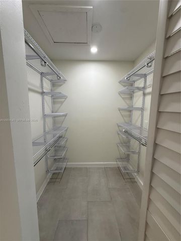 531 SW 89th Ct 1, Miami, FL 33174