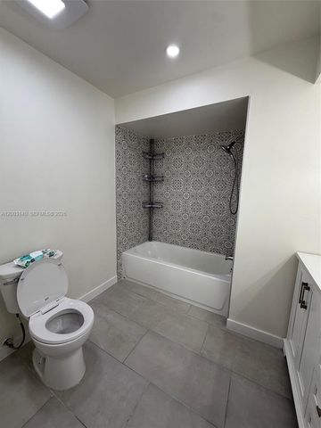 531 SW 89th Ct 1, Miami, FL 33174