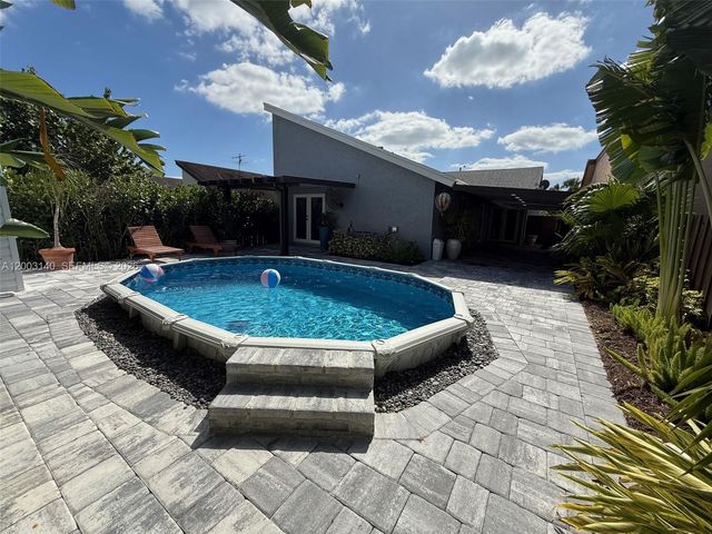 531 SW 89th Ct 1, Miami, FL 33174