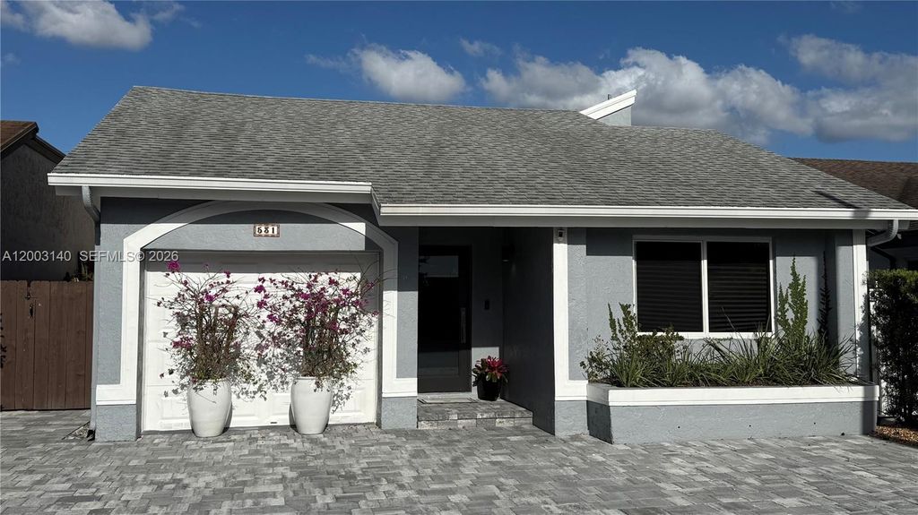 531 SW 89th Ct 1, Miami, FL 33174