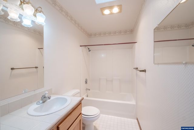 980 Cleveland St, Aumsville, OR 97325