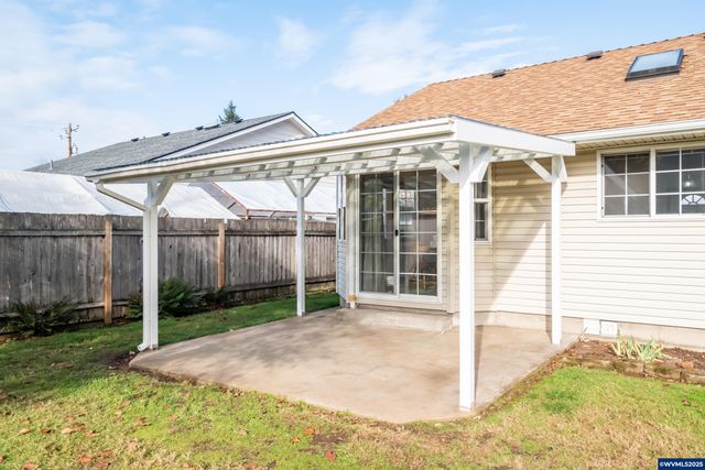 980 Cleveland St, Aumsville, OR 97325