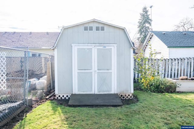 980 Cleveland St, Aumsville, OR 97325