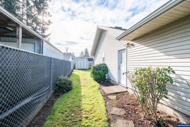 980 Cleveland St, Aumsville, OR 97325