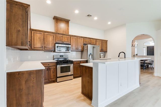 1621 NW 163rd Street, Edmond, OK 73013