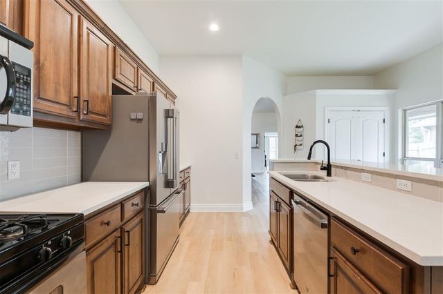 1621 NW 163rd Street, Edmond, OK 73013