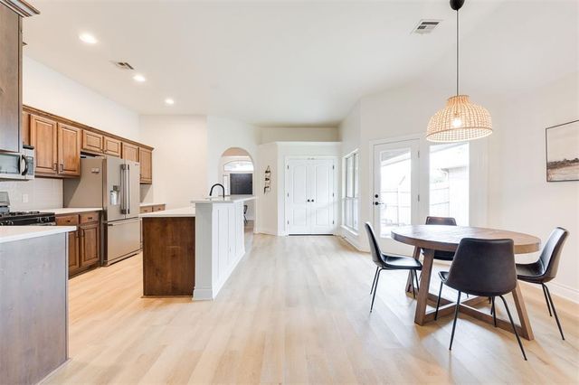 1621 NW 163rd Street, Edmond, OK 73013