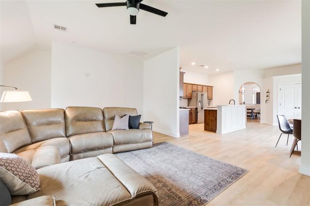 1621 NW 163rd Street, Edmond, OK 73013