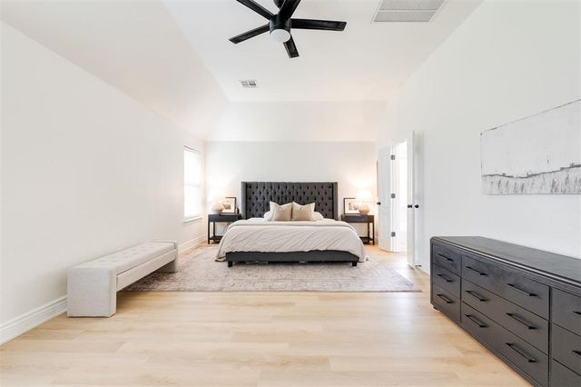 1621 NW 163rd Street, Edmond, OK 73013