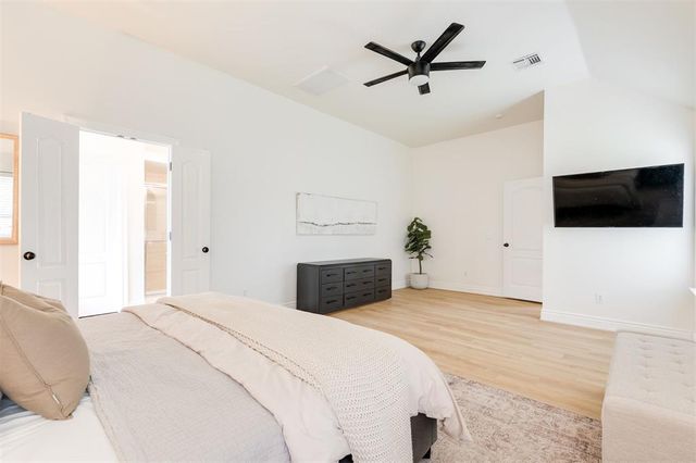 1621 NW 163rd Street, Edmond, OK 73013