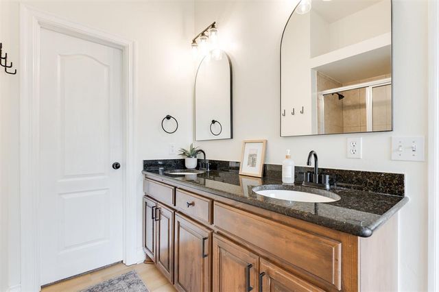 1621 NW 163rd Street, Edmond, OK 73013