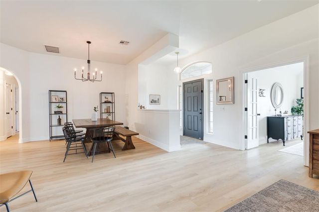 1621 NW 163rd Street, Edmond, OK 73013