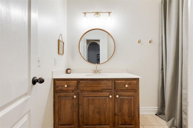 1621 NW 163rd Street, Edmond, OK 73013