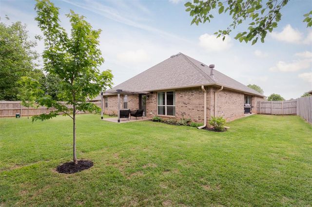 1621 NW 163rd Street, Edmond, OK 73013