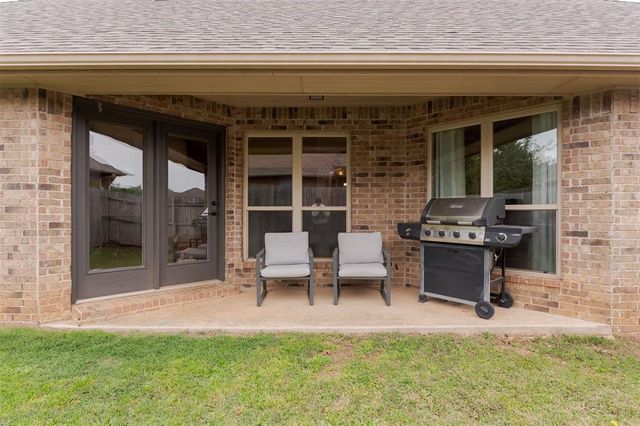 1621 NW 163rd Street, Edmond, OK 73013