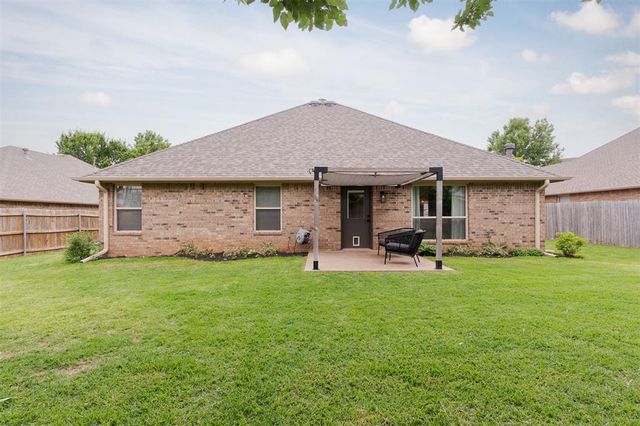 1621 NW 163rd Street, Edmond, OK 73013