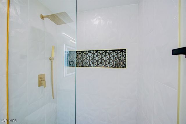 6287 Katella Avenue, Las Vegas, NV 89118