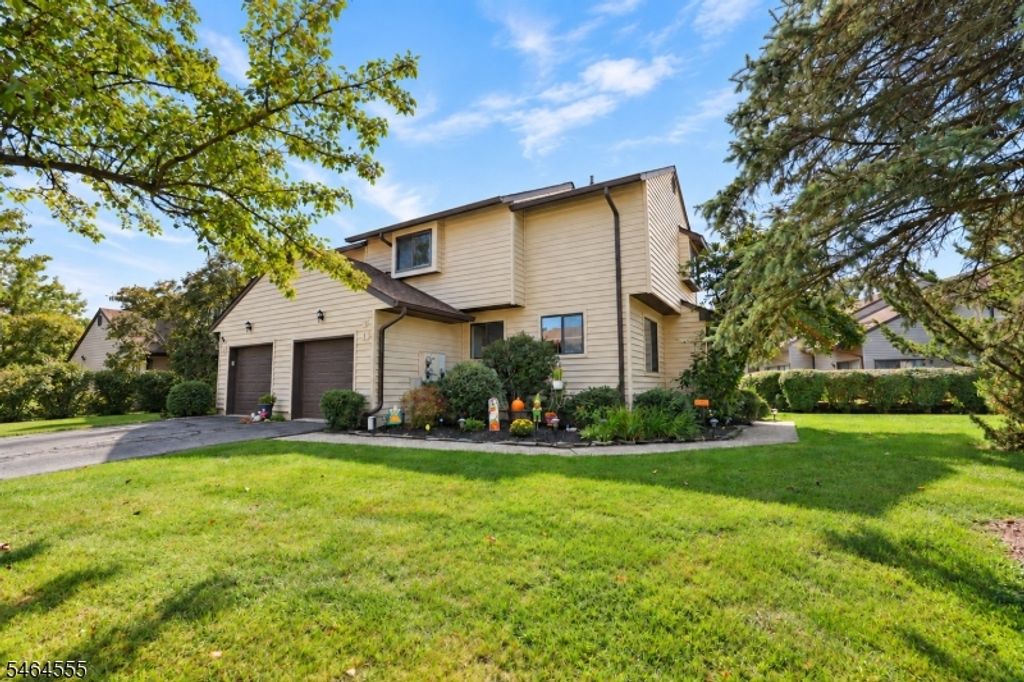 1 Sparrow Cir, Hampton Twp., NJ 07860 — exterior