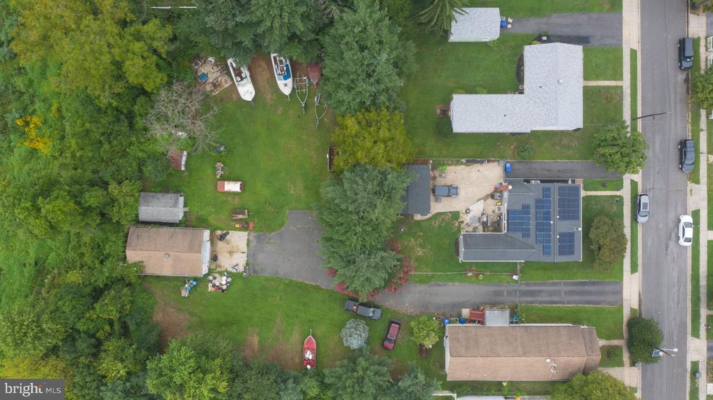 10 NEW YORK AVE, BURLINGTON, NJ 08016 — photo 4