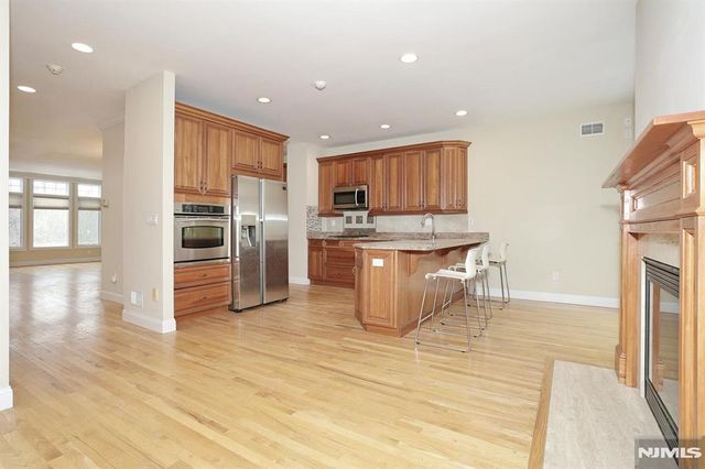 26 Candlewood Drive, Old Tappan, NJ 07675