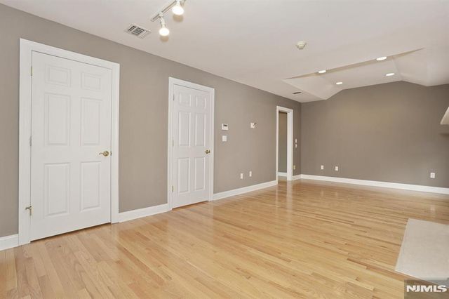 26 Candlewood Drive, Old Tappan, NJ 07675