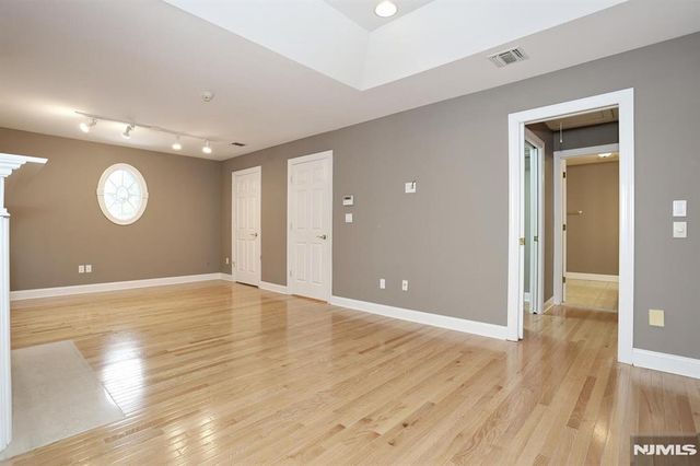 26 Candlewood Drive, Old Tappan, NJ 07675