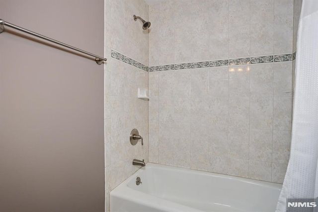 26 Candlewood Drive, Old Tappan, NJ 07675