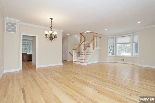 26 Candlewood Drive, Old Tappan, NJ 07675