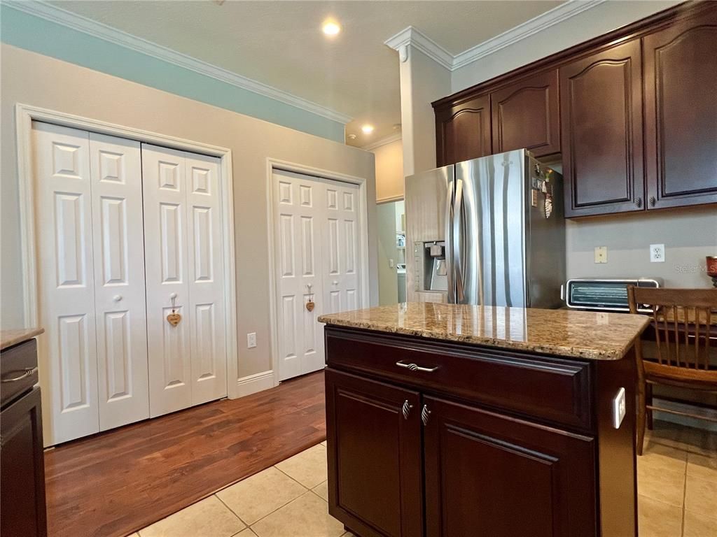 Image 20 of property listing at 3807 DIAMANTE COURT, Ruskin, FL 33573