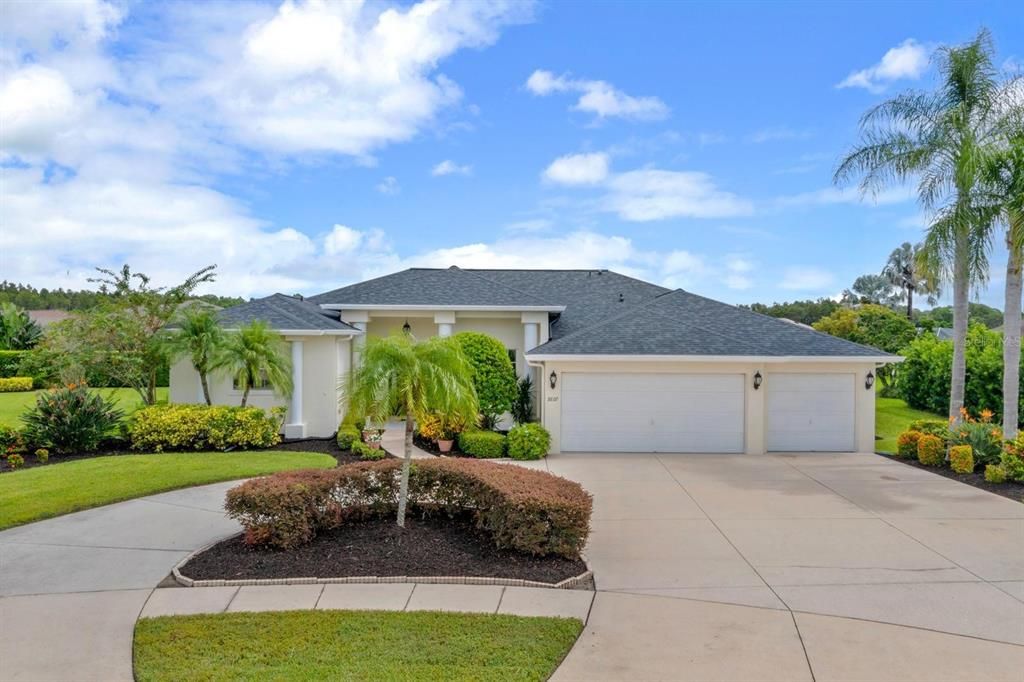 Image 3 of property listing at 3807 DIAMANTE COURT, Ruskin, FL 33573
