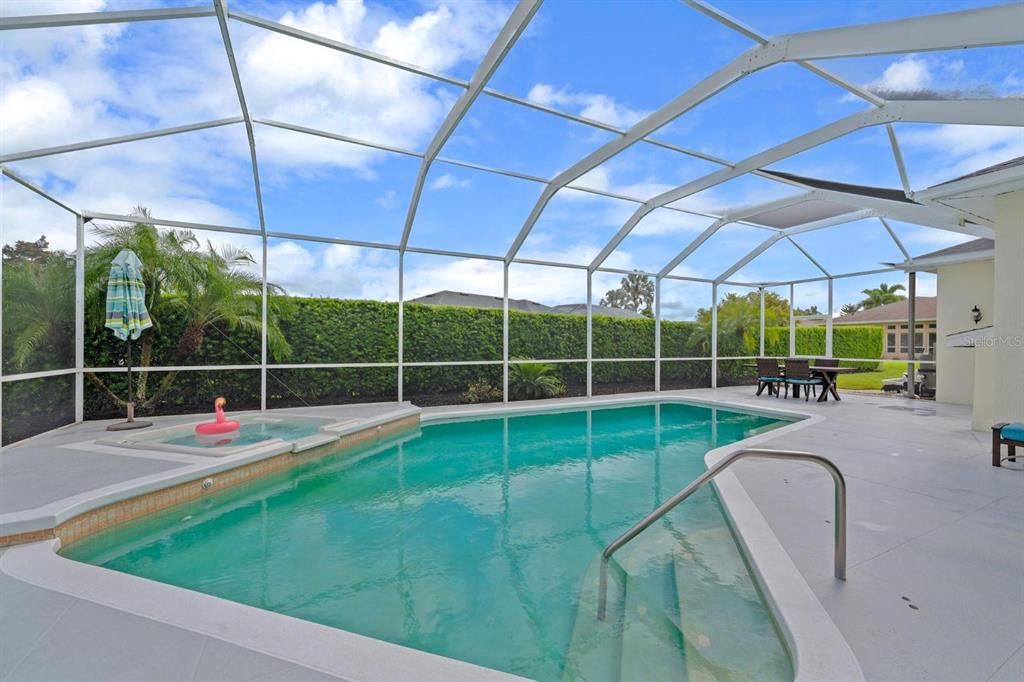 Image 39 of property listing at 3807 DIAMANTE COURT, Ruskin, FL 33573