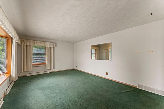 3325 440th Street, Harris, MN 55032