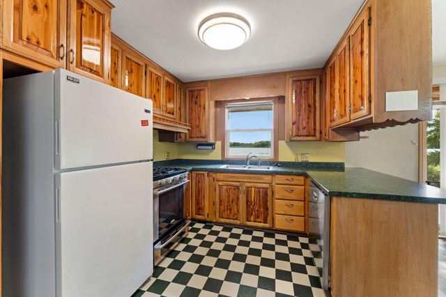 3325 440th Street, Harris, MN 55032