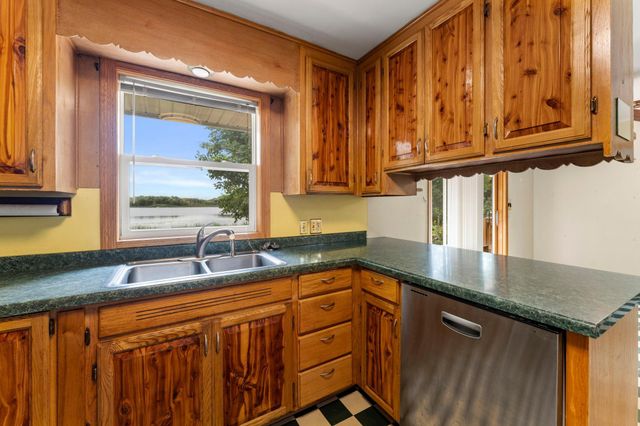 3325 440th Street, Harris, MN 55032