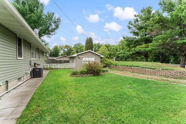 3325 440th Street, Harris, MN 55032