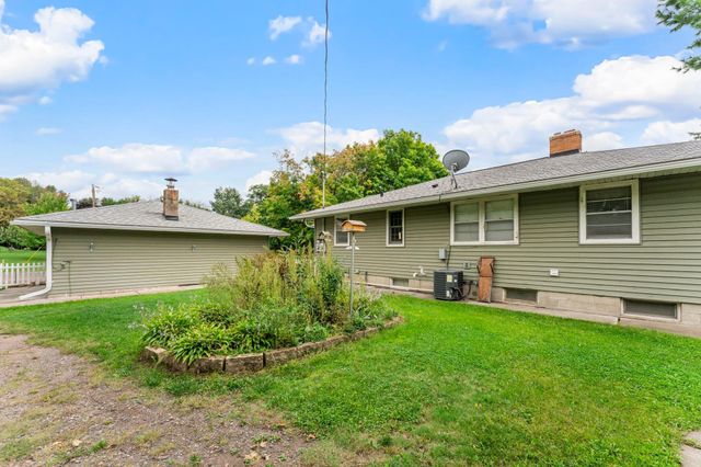 3325 440th Street, Harris, MN 55032